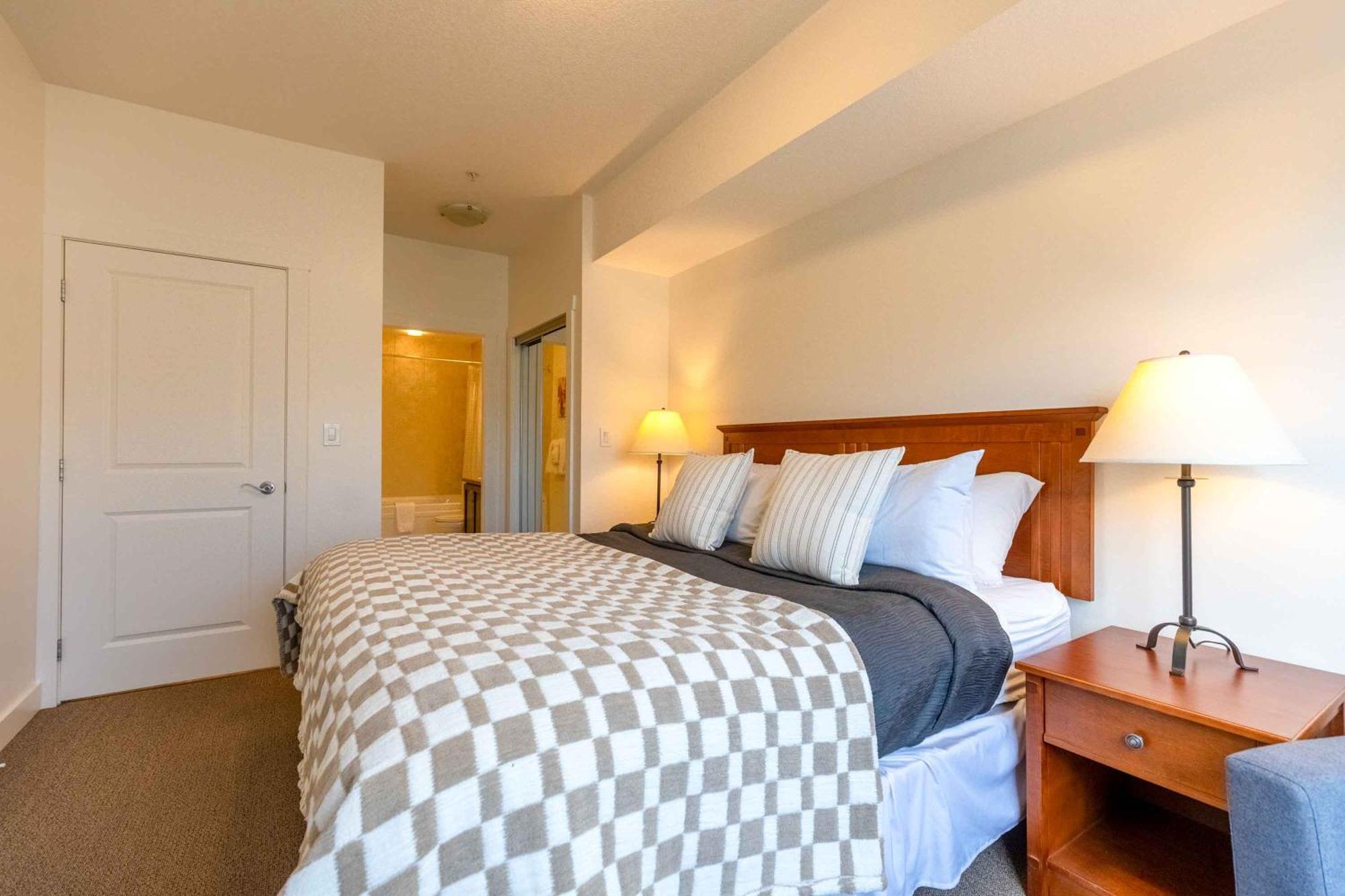 Silver Rock Condominiums By Fernie Central Reservations Екстериор снимка