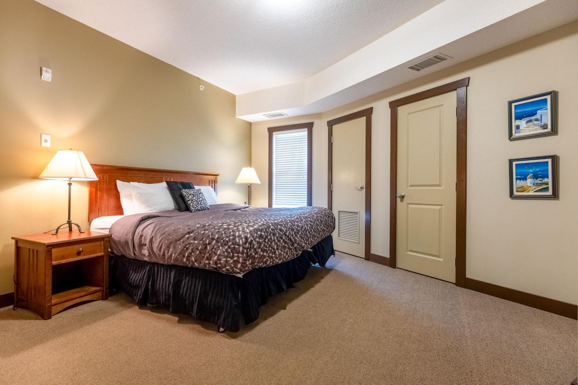 Silver Rock Condominiums By Fernie Central Reservations Екстериор снимка
