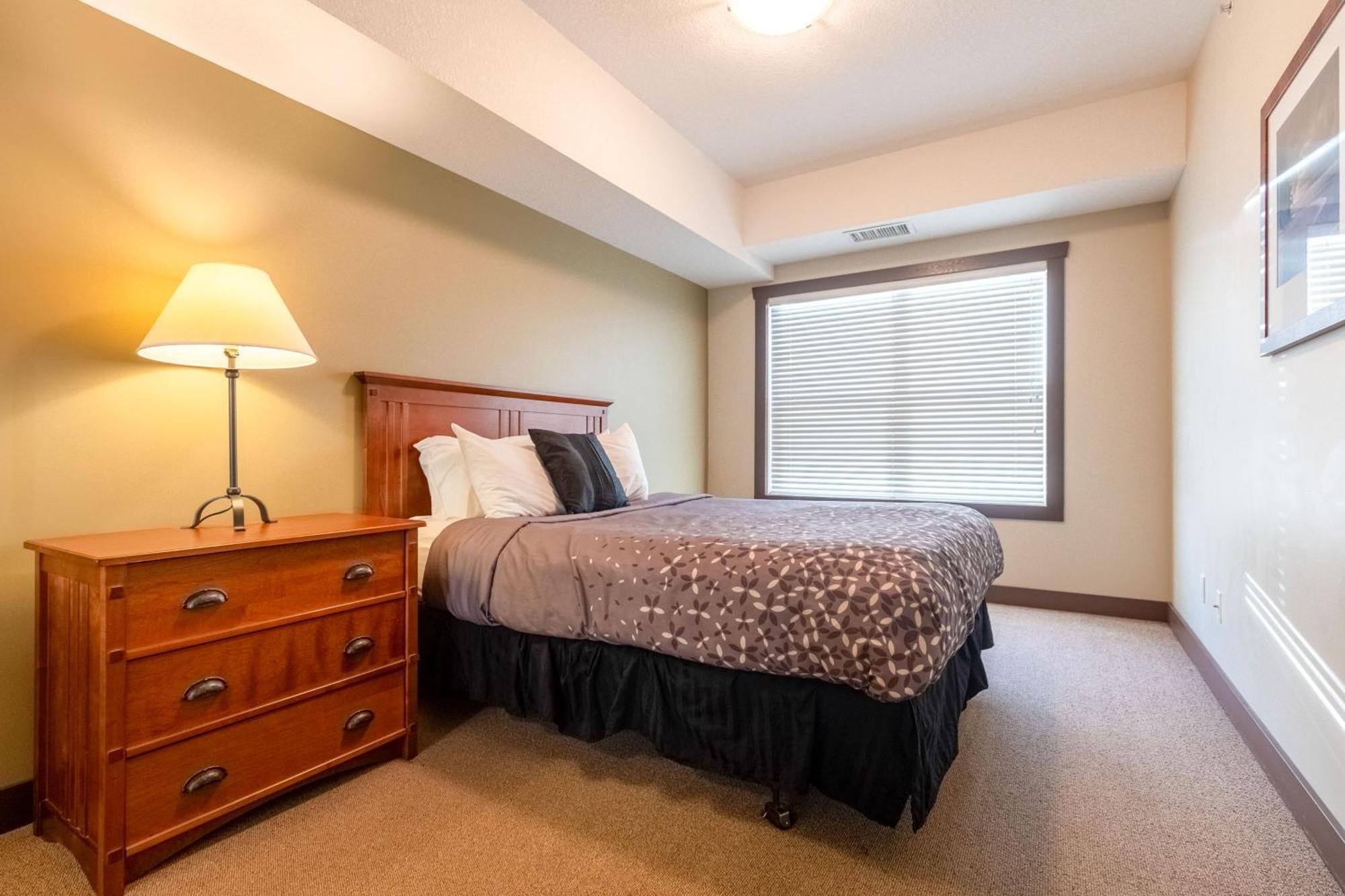 Silver Rock Condominiums By Fernie Central Reservations Екстериор снимка
