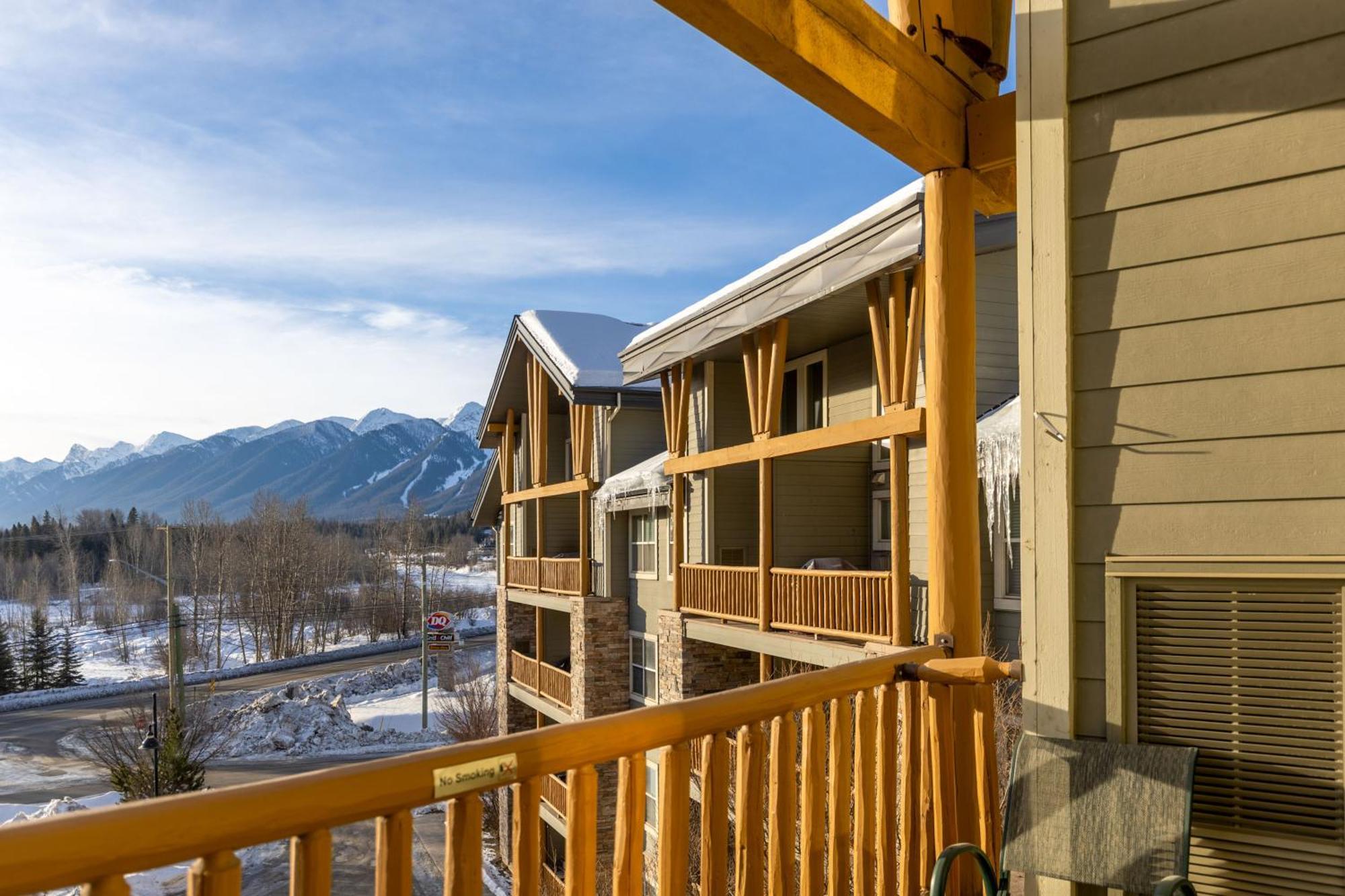 Silver Rock Condominiums By Fernie Central Reservations Екстериор снимка