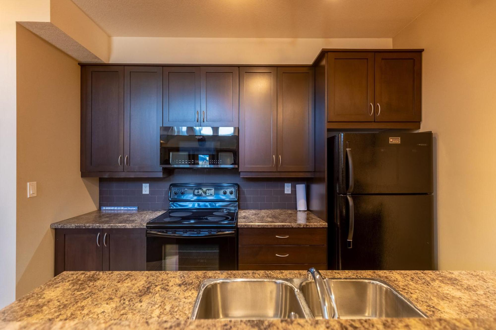 Silver Rock Condominiums By Fernie Central Reservations Екстериор снимка